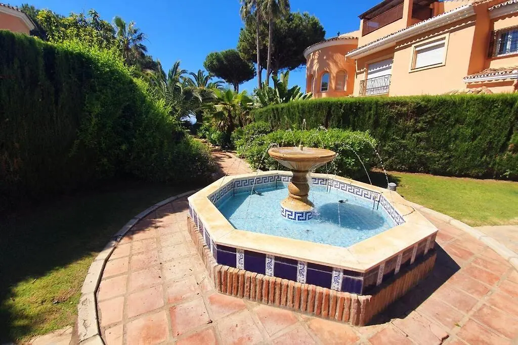 Holiday home Large Ground Floor Apartment With Private Garden And Beach Access Estepona Spain